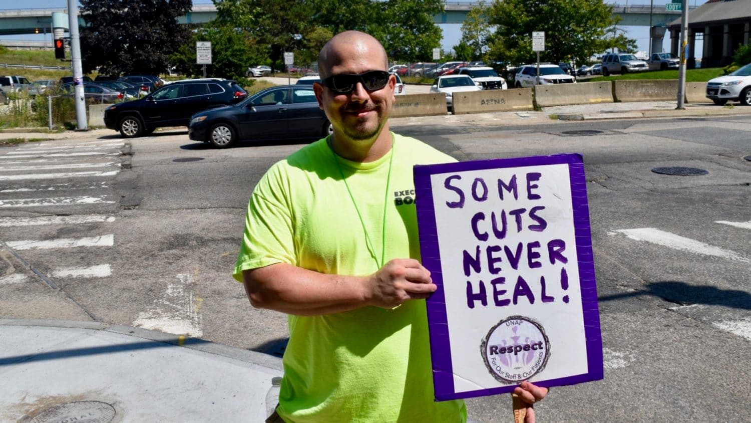 Still without a contract, UNAP holds informational picket outside Rhode Island Hospital