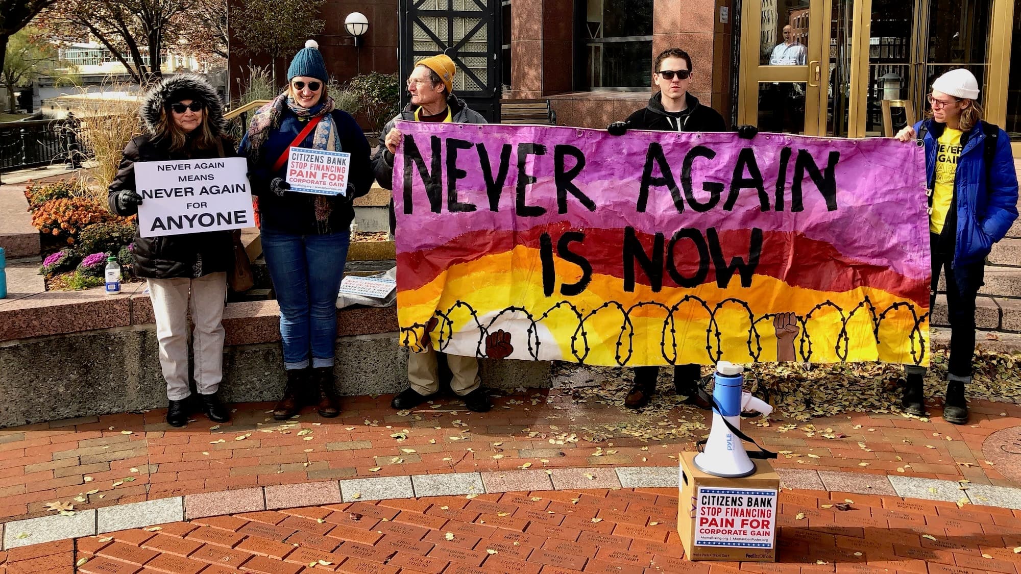 Advocates call on Citizens Bank to stop financing private prisons and detention centers