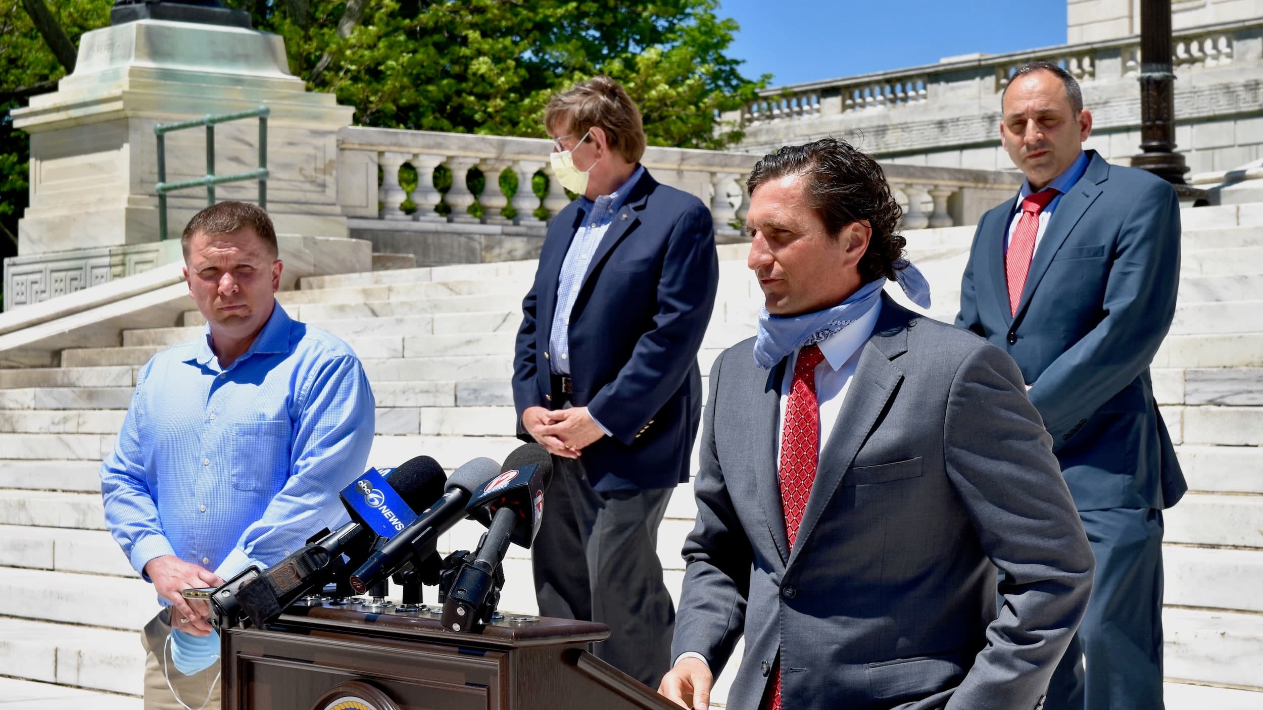 House Republicans call for Oversight Committee to meet, with or without Speaker's permission