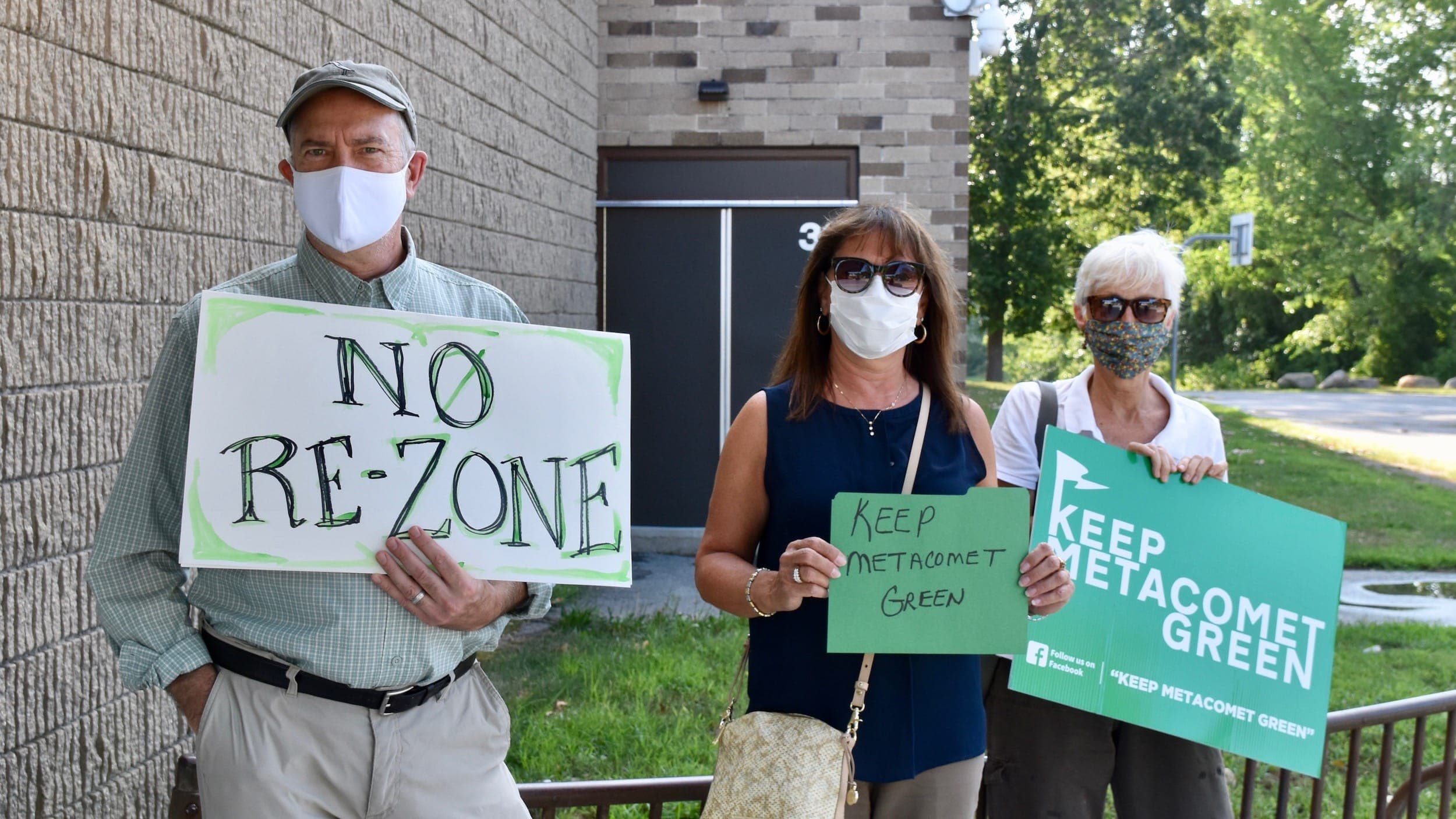 Marshall Development and Keep Metacomet Green battle during East Providence City Council meeting
