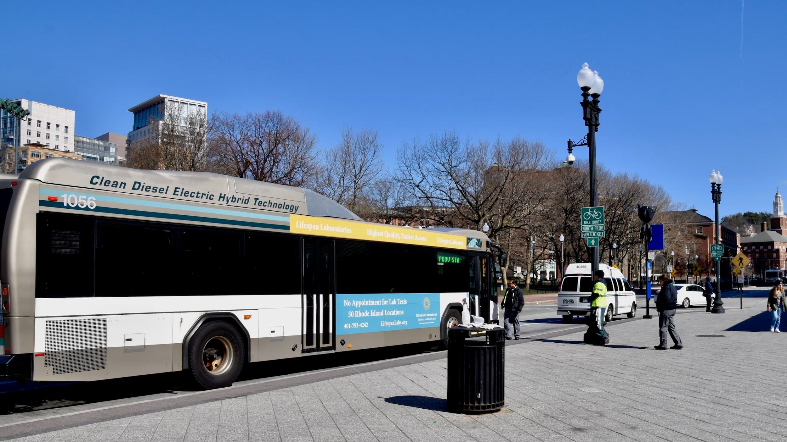 Raimondo and Elorza push ahead with multi-hub bus plan despite the objections of riders