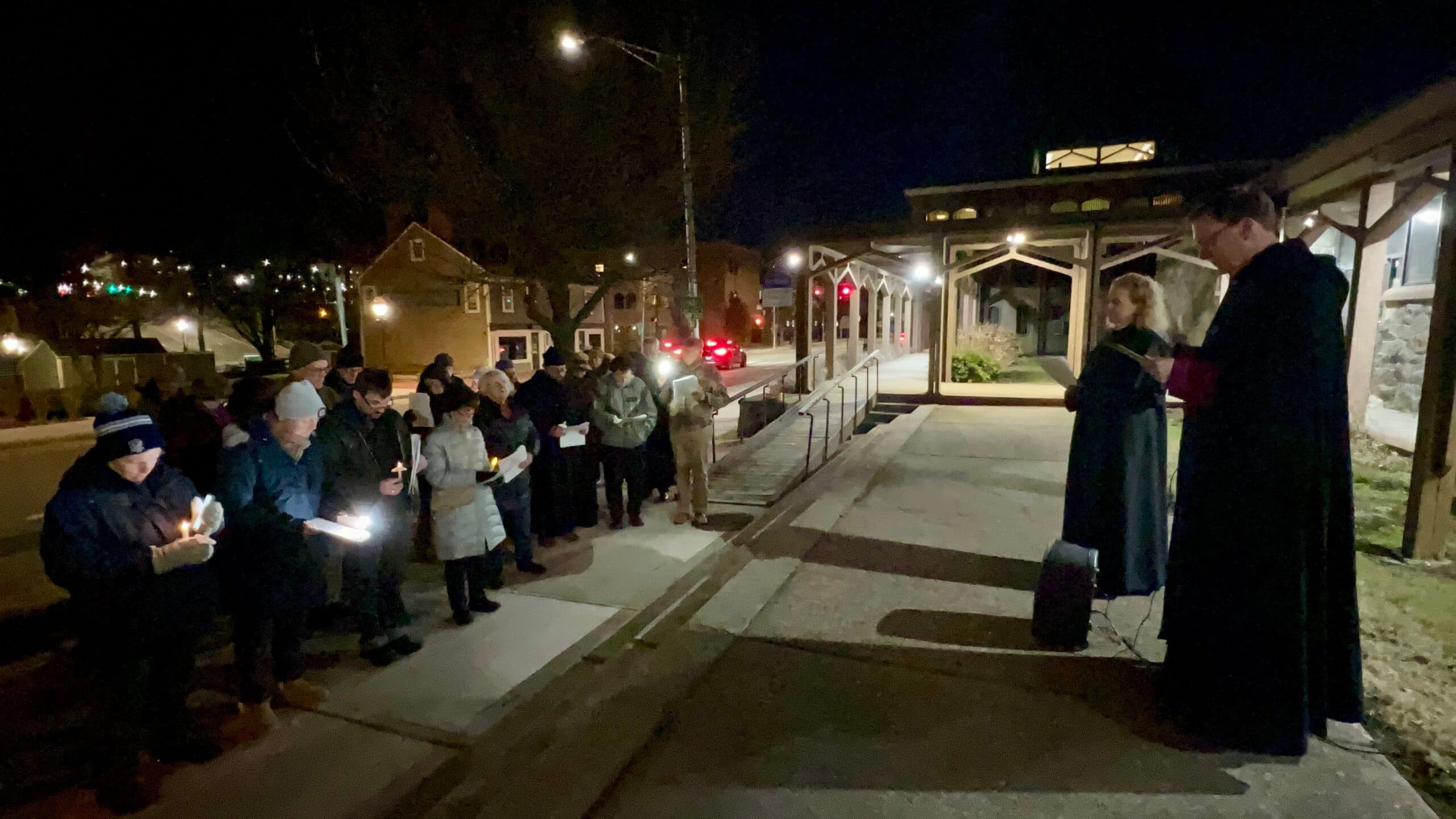 Episcopal Diocese of RI holds a "Vigil Prayer for Peace in Ukraine"