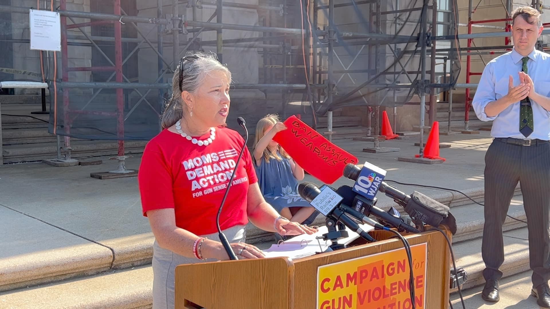 State House rally calls for action on gun violence in Rhode Island
