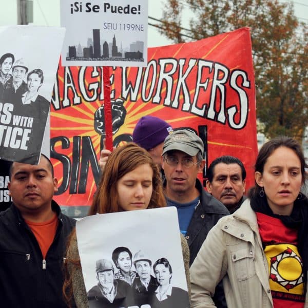 Minimum wage increases correlate with stronger wage growth for low-income women and men