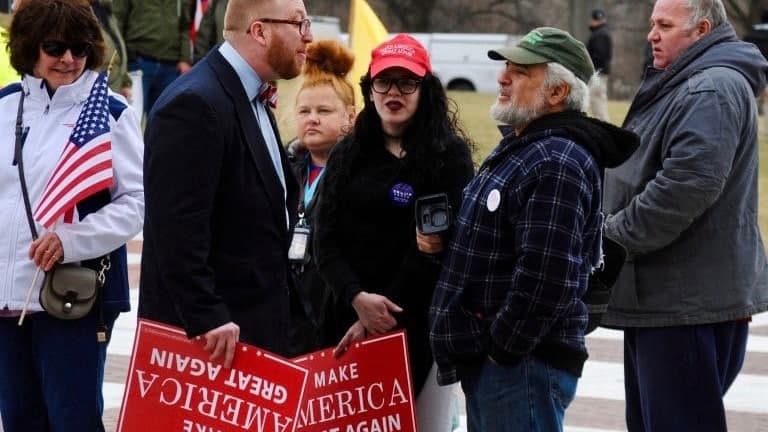 Rhode Island Democratic Party Chair endorses Trump supporter over incumbent Moira Walsh