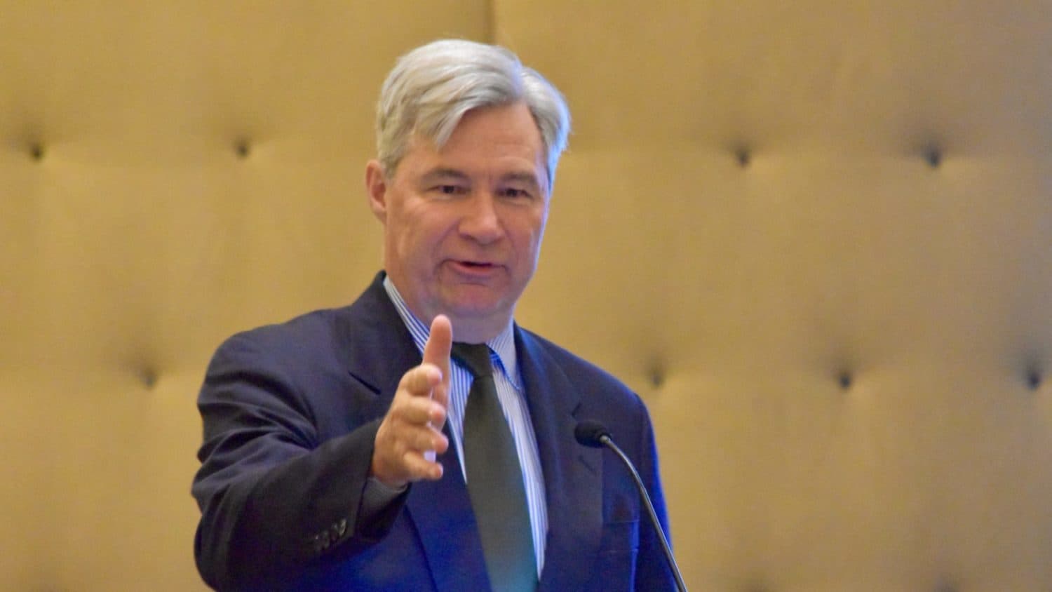 End Citizens United: Senator Whitehouse pledges to reject corporate PAC money
