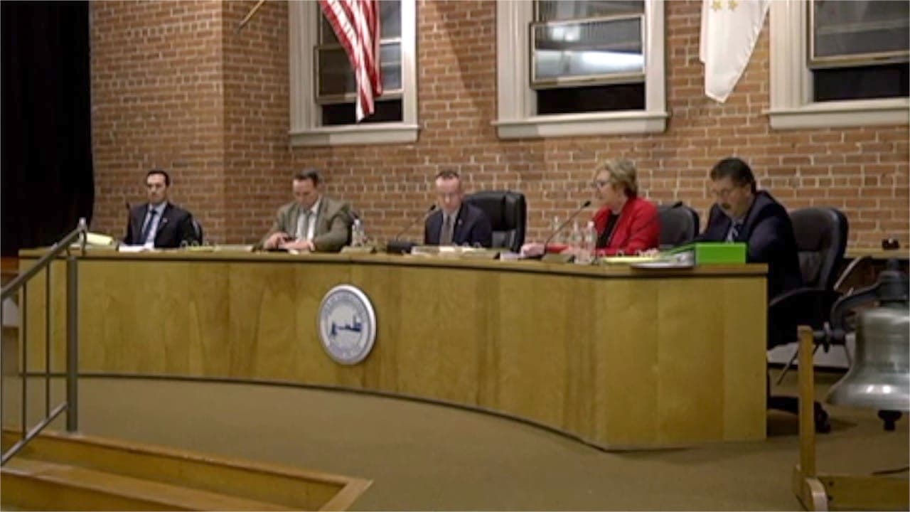 Eroding first amendment rights: Rhode Island town councils consider 'decorum ordinances'