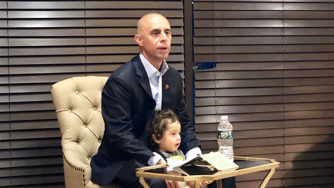 Mayor Elorza meets with community groups to discuss state takeover of Providence Schools