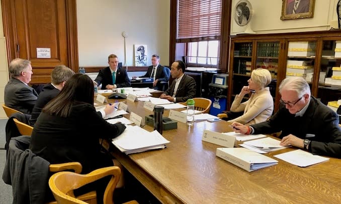 House Privacy Commission overrun with Lobbyists
