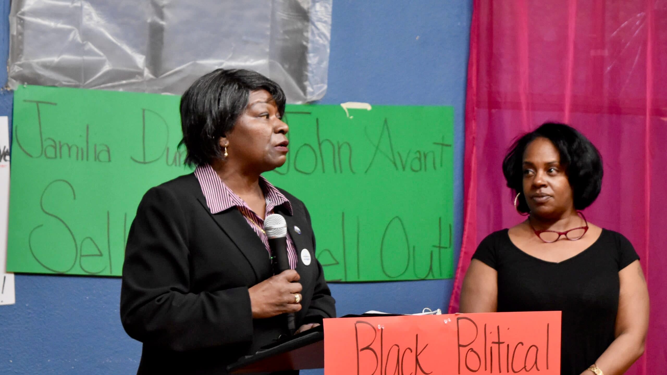 South side residents don't want to lose John Hope Settlement House to proposed charter school