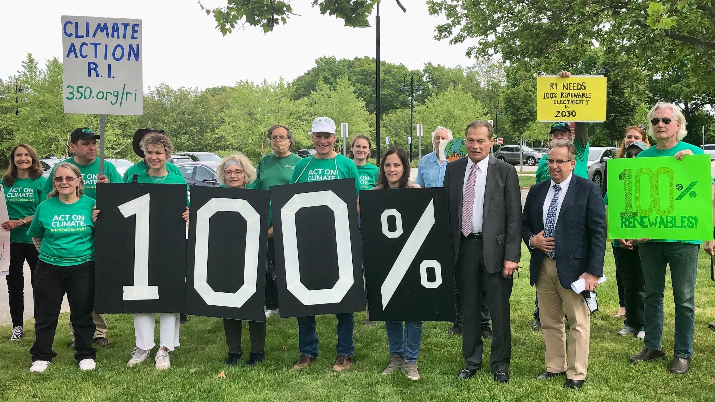 100% renewable energy by 2030: Senate President meets with Climate Action RI ahead of vote