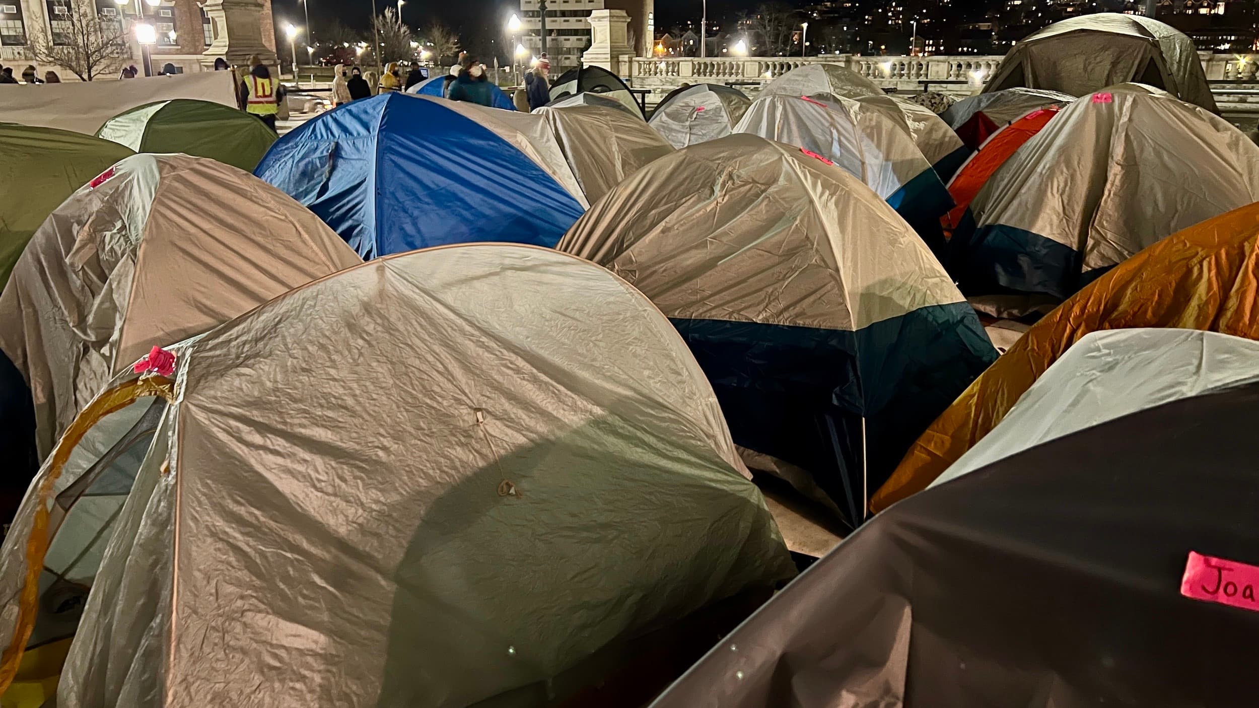Record turnout for Sleep Out to end homelessness