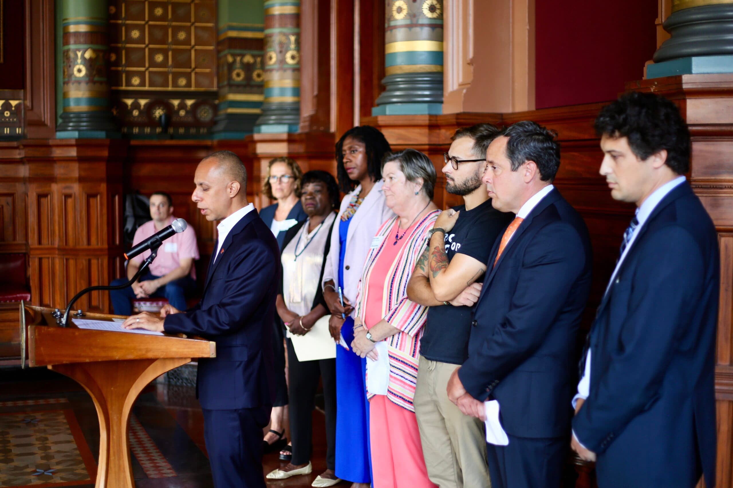 New eviction defense program will provide free legal services to low-income tenants