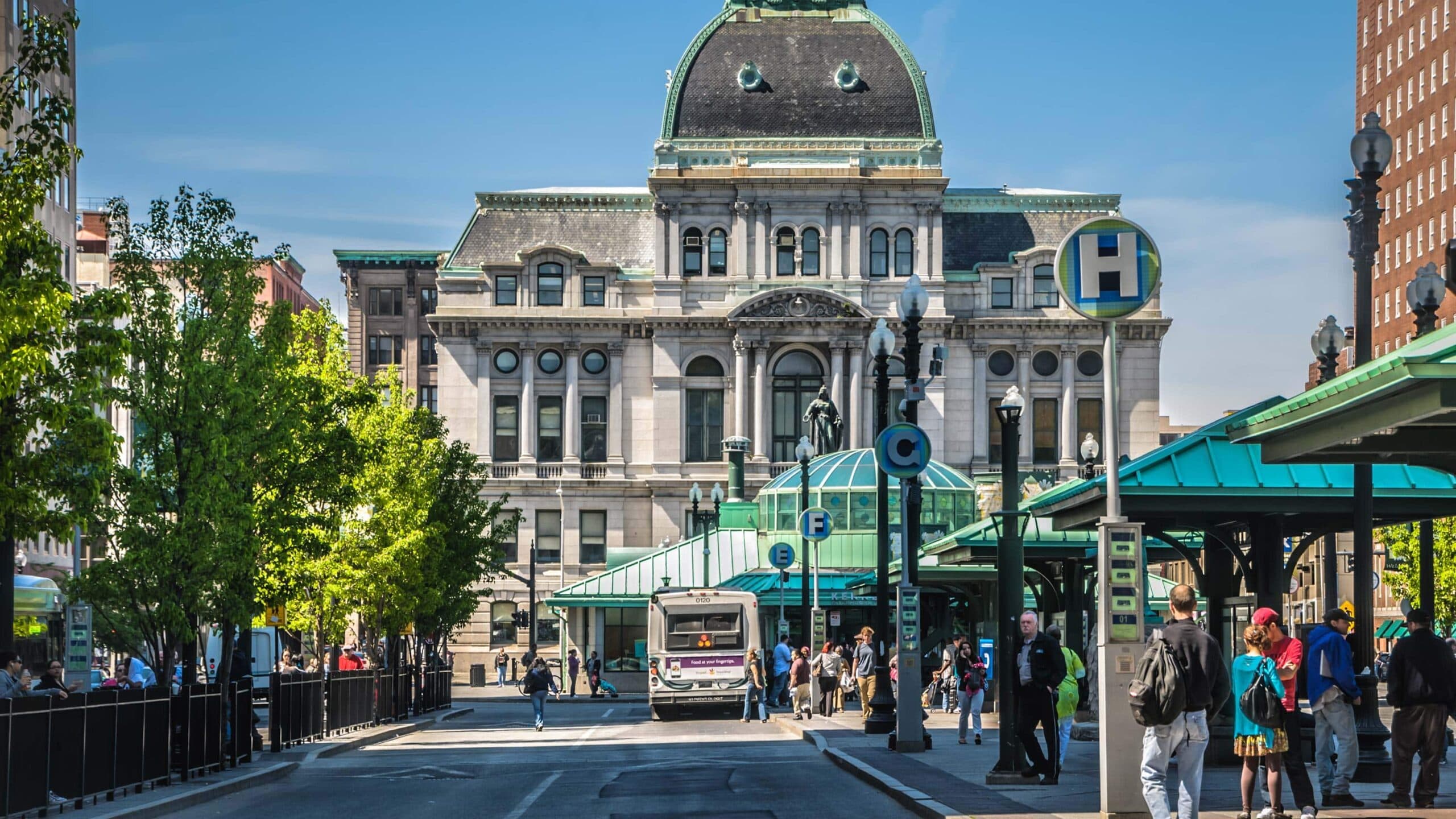 As primary election approaches, Providence mayoral candidates share their vision at East Side forum