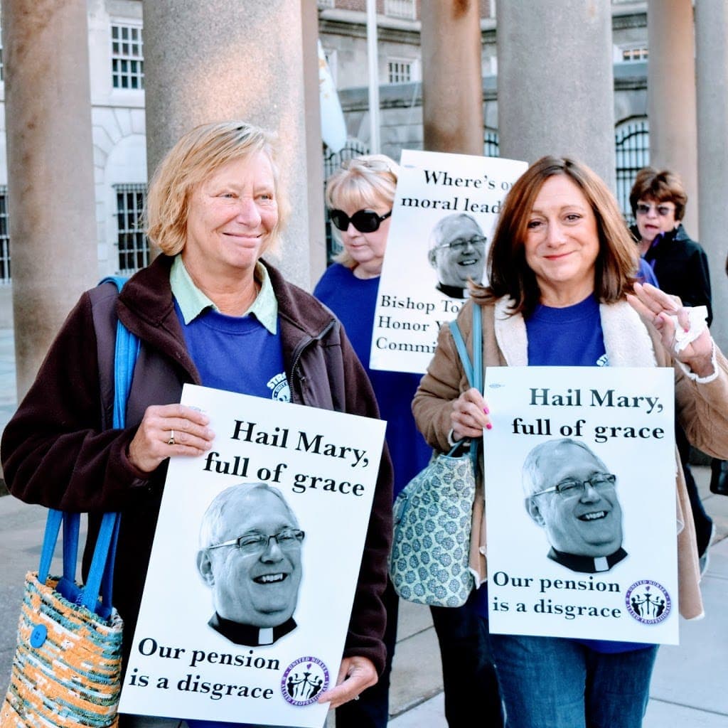 Nurses and hospital workers keep pressure on as pension winds its way through court