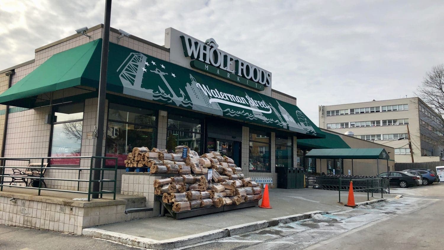 Eastland Food Products workers target Whole Foods over fair wages