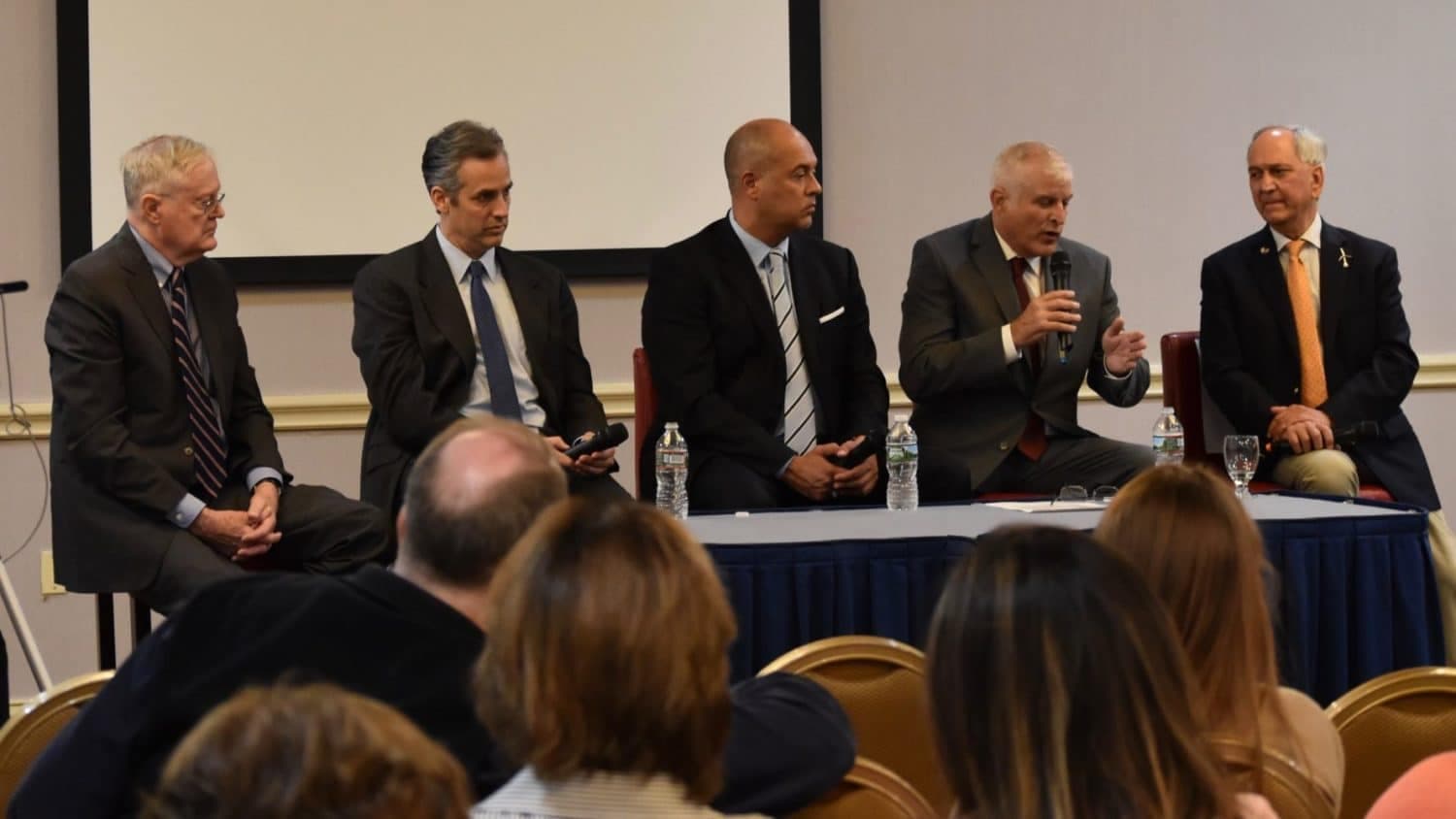Second gubernatorial debate of 2018 fails to resolve affordable housing crisis