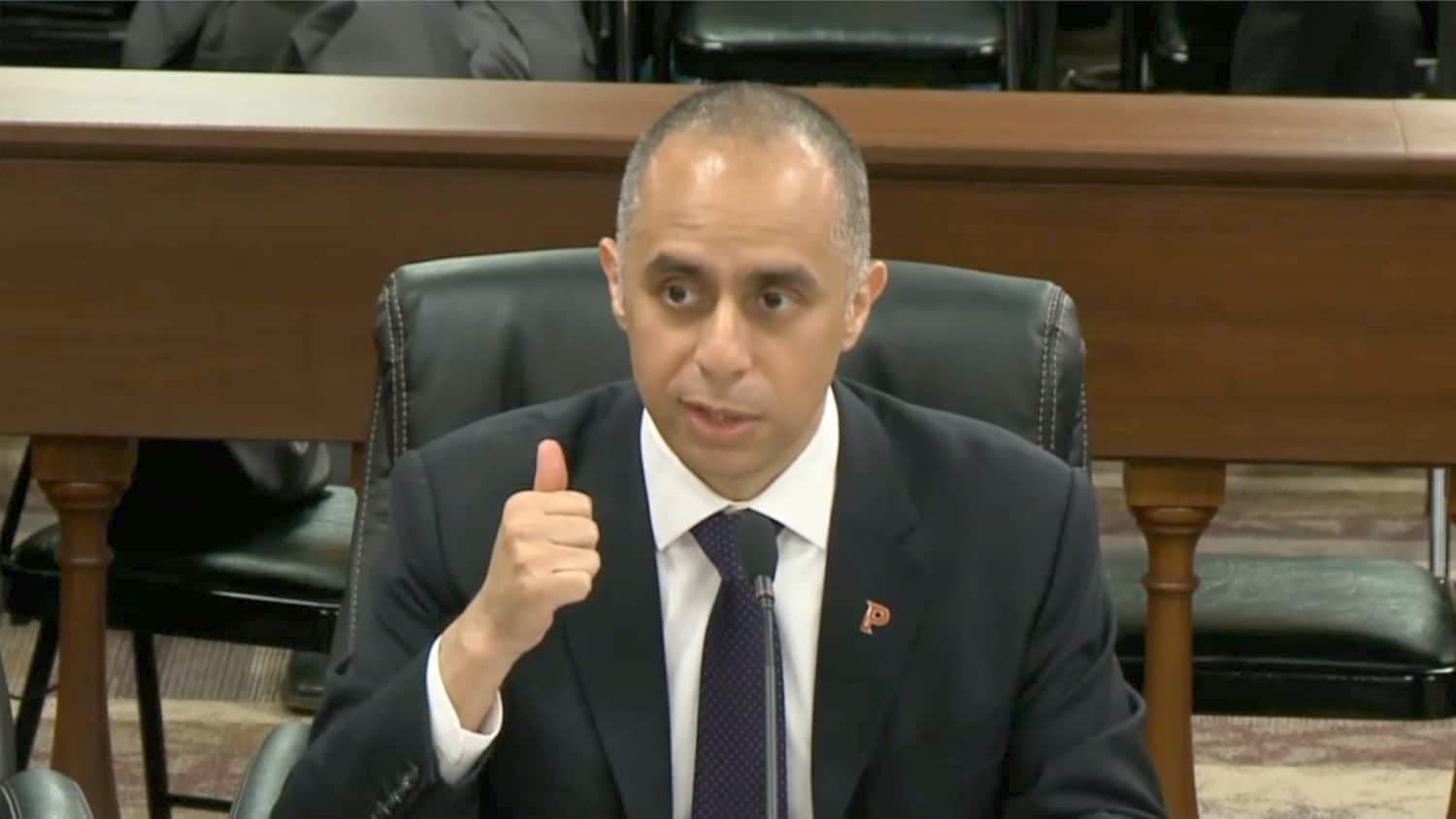 No guarantees and plenty of risks associated with Elorza's water monetization plan