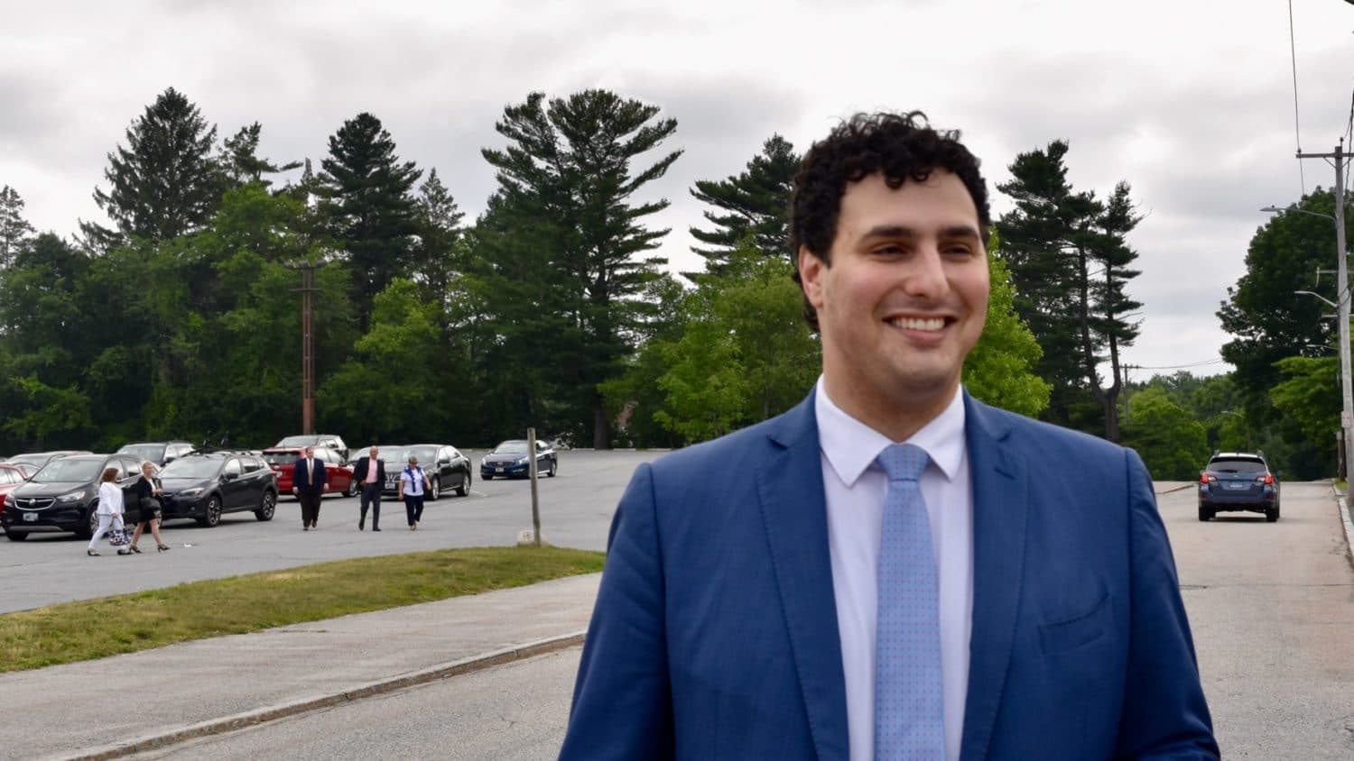 McKee staves off Regunberg endorsement bid
